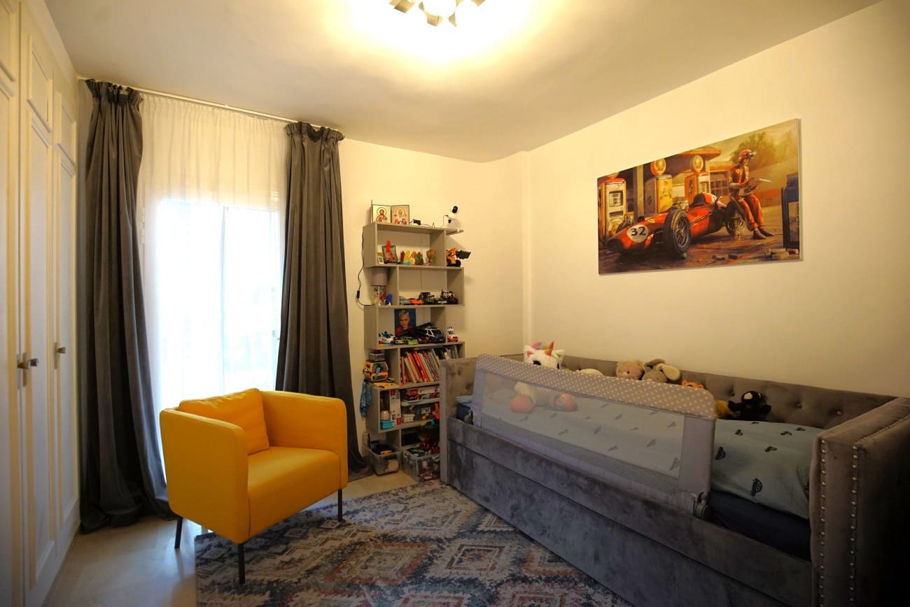 2 soverom Leilighet til salgs i Estepona med svømmebasseng - € 289 000 (Ref: 8102310)