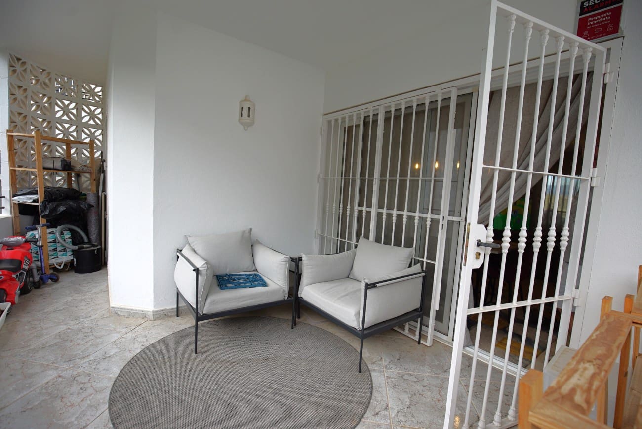 2 soverom Leilighet til salgs i Estepona med svømmebasseng - € 289 000 (Ref: 8102310)