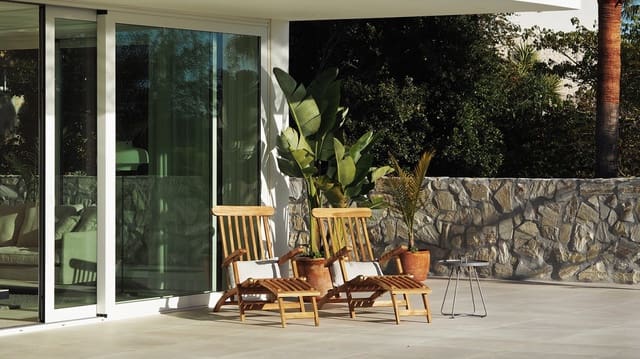 4 soveværelse Villa til salg i Centro ciudad, Fuengirola med swimmingpool - € 1.195.000 (Ref: 8113501)