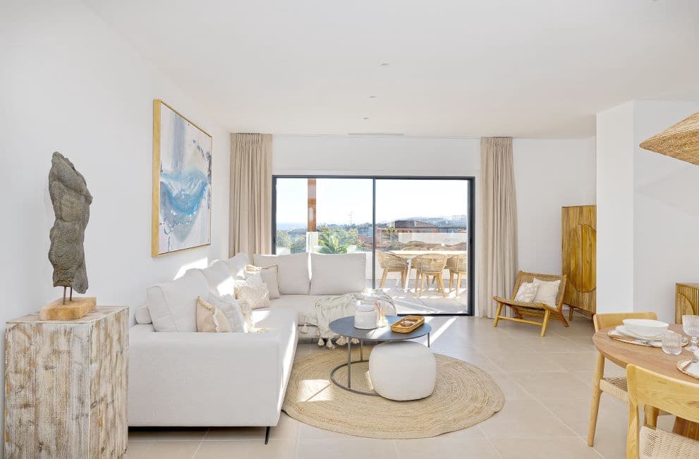 3 bedroom Apartment for sale in Casares with pool - € 607,000 (Ref: 8123222)