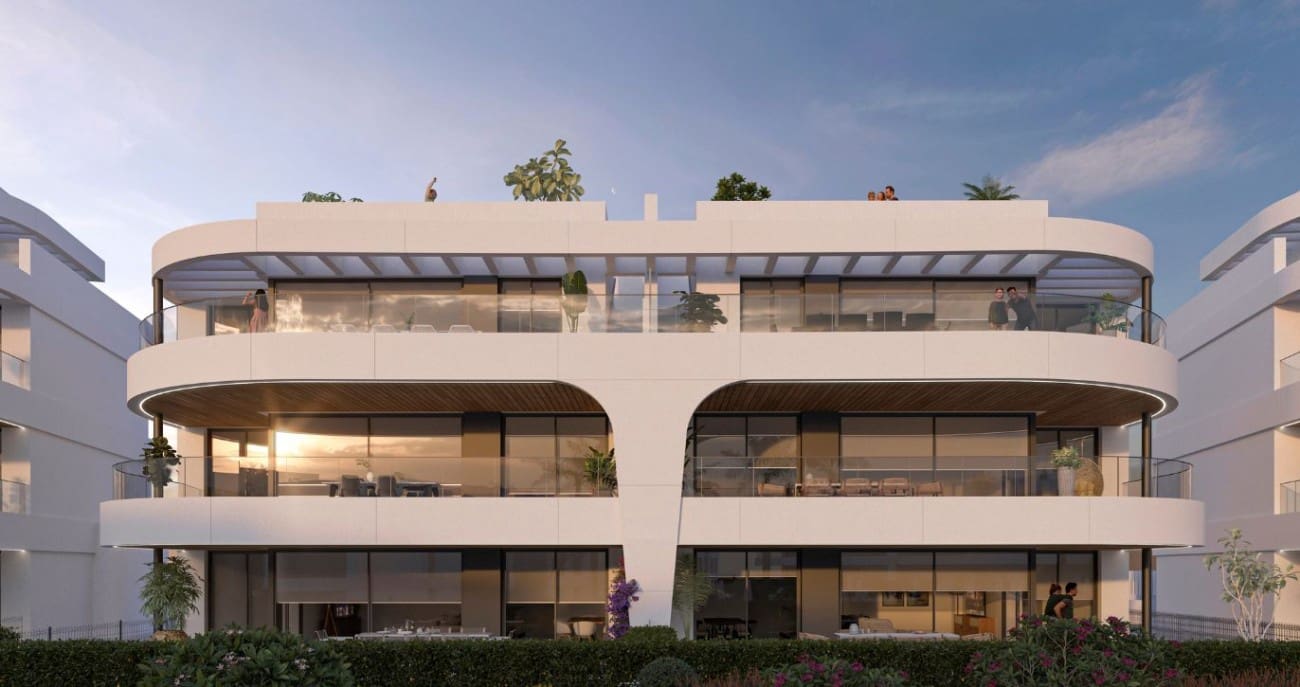 2 quarto Apartamento para venda em Estepona com piscina - 595 000 € (Ref: 8137845)