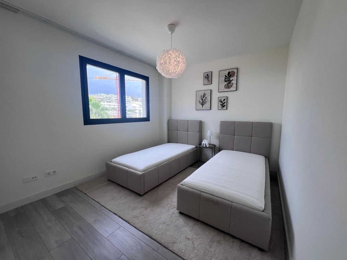 3 soverom Leilighet til salgs i Estepona med garasje - € 700 000 (Ref: 8151518)