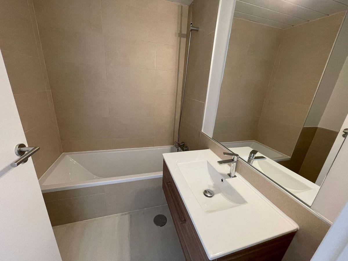 3 soverom Leilighet til salgs i Estepona med garasje - € 700 000 (Ref: 8151518)