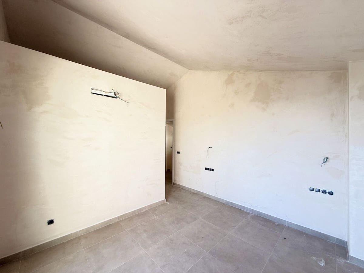 2 quarto Casa em Banda para venda em Bahia Dorada com garagem - 610 000 € (Ref: 8151552)