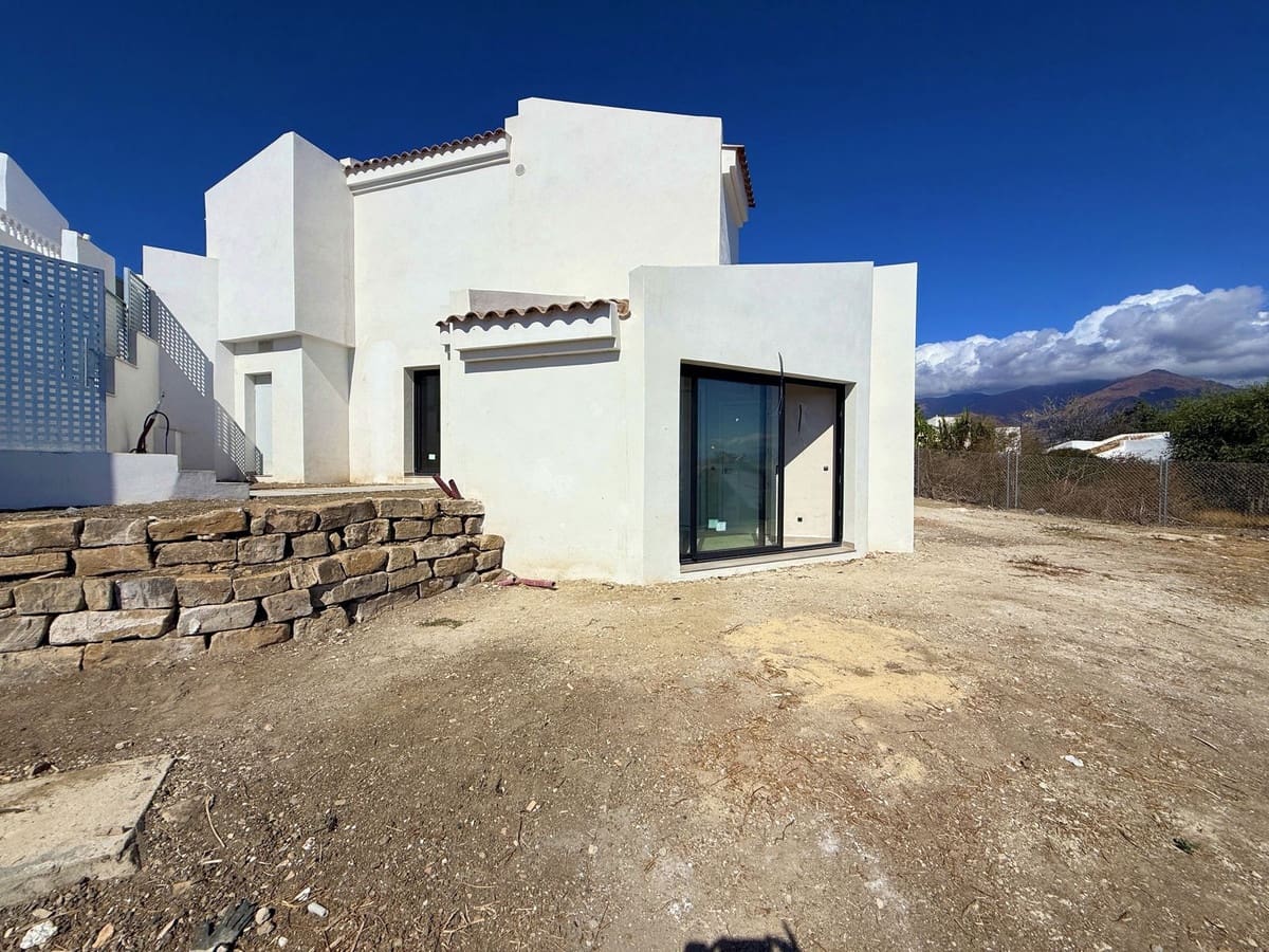 2 quarto Casa em Banda para venda em Bahia Dorada com garagem - 610 000 € (Ref: 8151552)