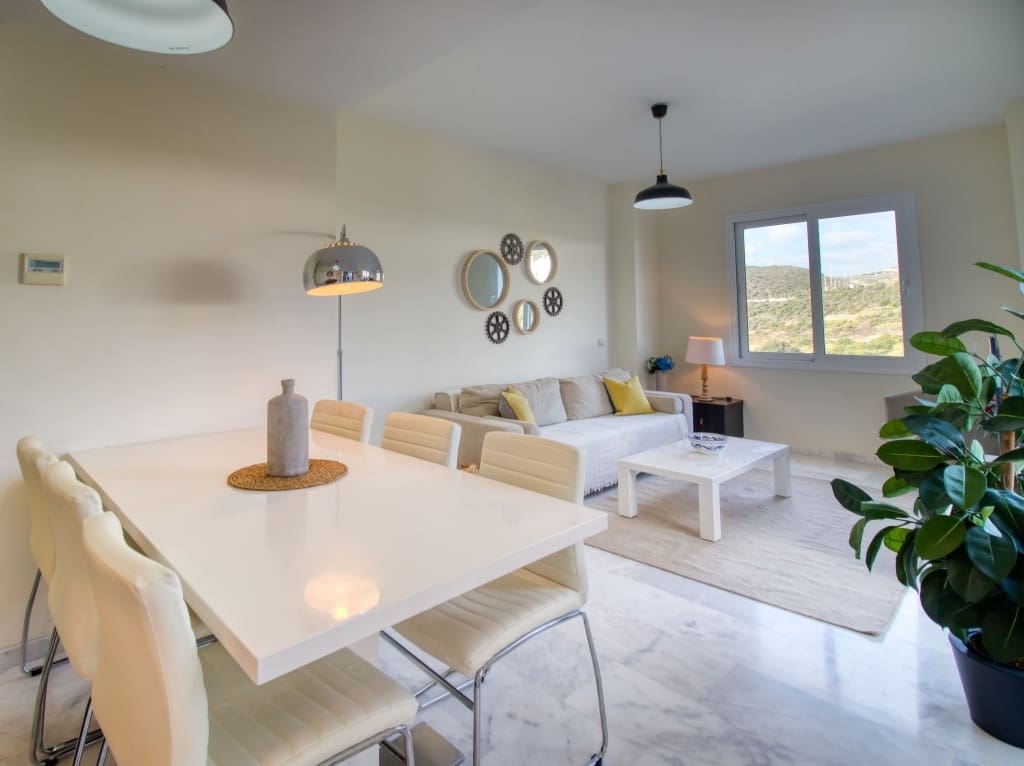 2 makuuhuone Huoneisto myytävänä paikassa Estepona - 249 000 € (Ref: 8151592)