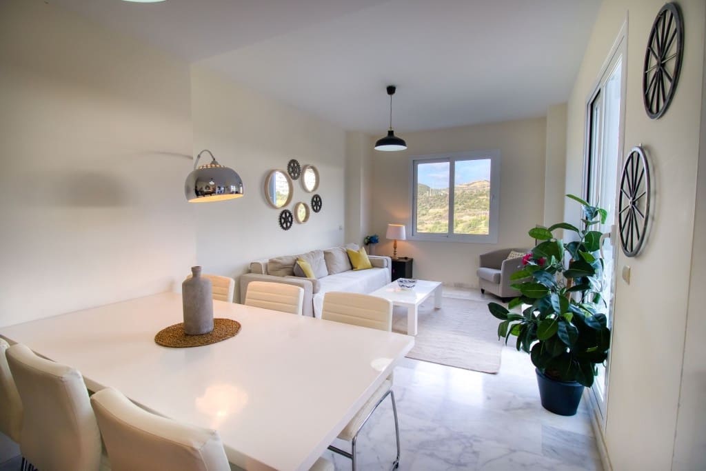 2 makuuhuone Huoneisto myytävänä paikassa Estepona - 249 000 € (Ref: 8151592)