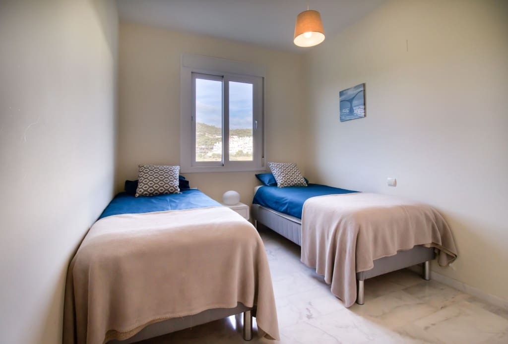 2 makuuhuone Huoneisto myytävänä paikassa Estepona - 249 000 € (Ref: 8151592)