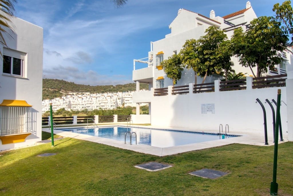 2 makuuhuone Huoneisto myytävänä paikassa Estepona - 249 000 € (Ref: 8151592)