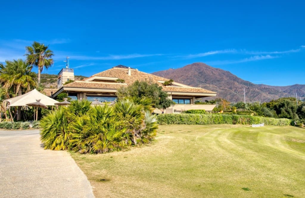 2 makuuhuone Huoneisto myytävänä paikassa Estepona - 249 000 € (Ref: 8151592)