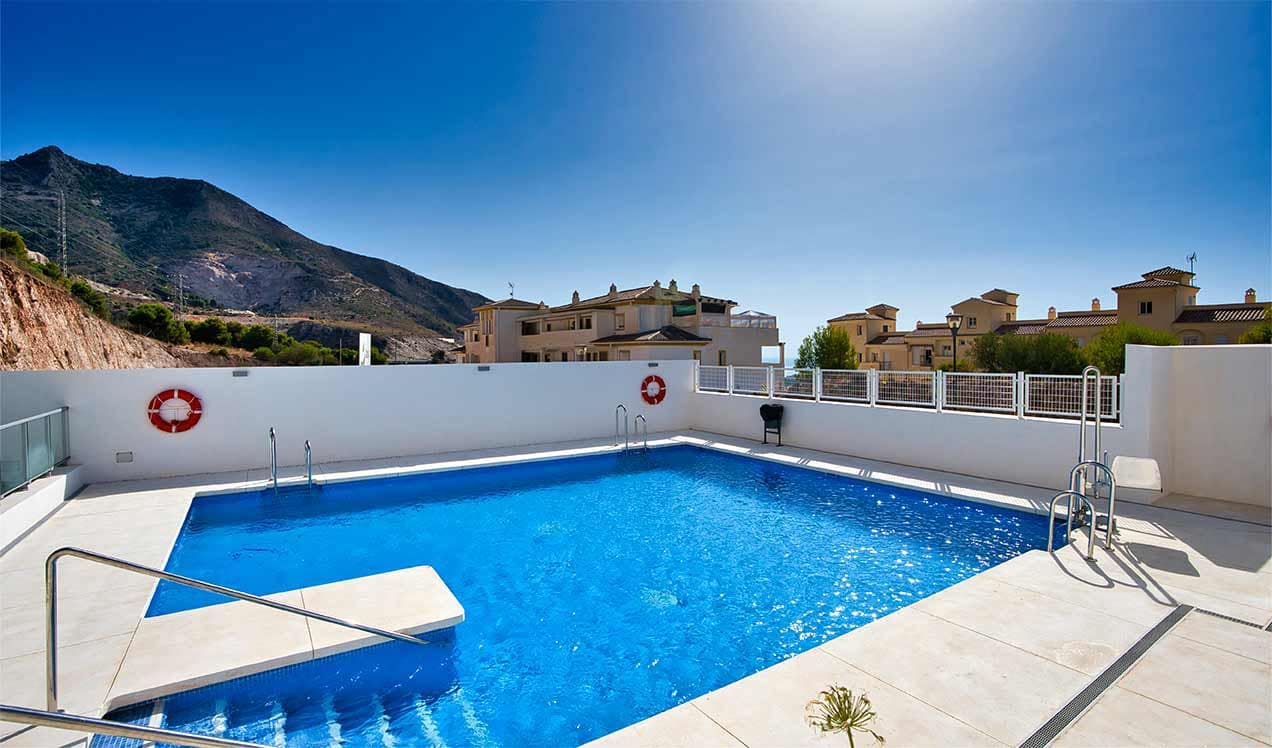 3 soveværelse Lejlighed til salg i Benalmadena med swimmingpool - € 324.500 (Ref: 8153849)