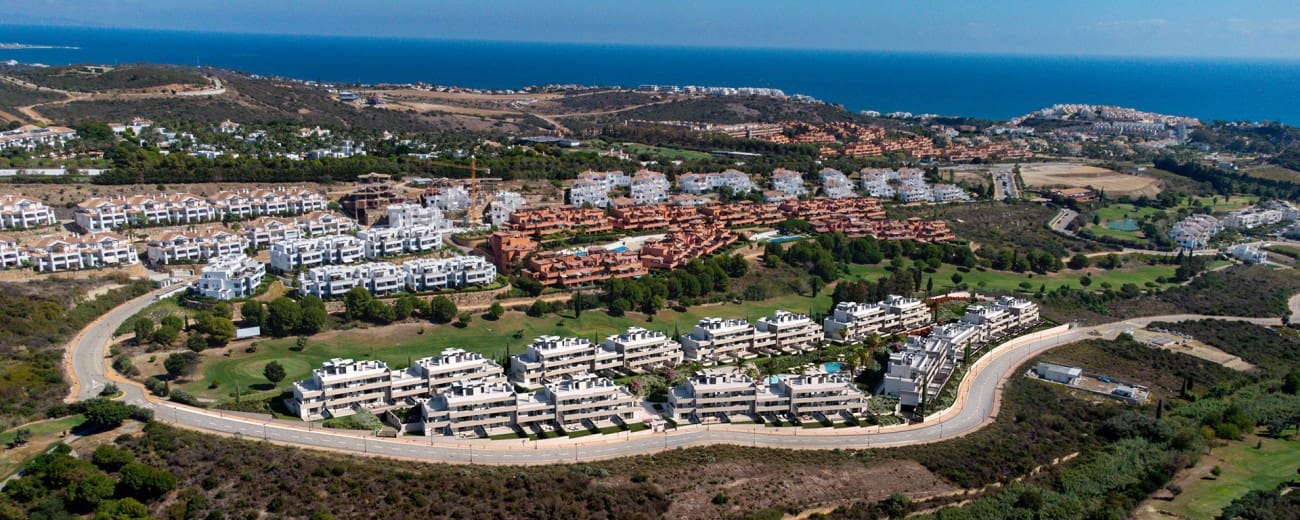 4 bedroom Apartment for sale in Casares with pool - € 516,000 (Ref: 8153872)