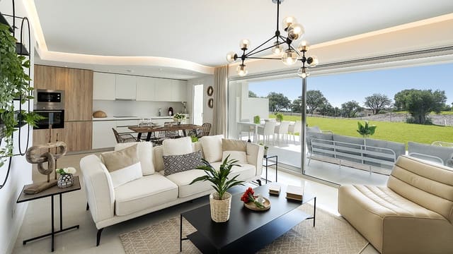 3 soveværelse Lejlighed til salg i Sotogrande, San Roque med swimmingpool - € 445.000 (Ref: 8155609)