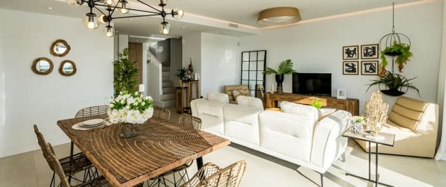 3 soveværelse Lejlighed til salg i Sotogrande, San Roque med swimmingpool - € 640.000 (Ref: 8155611)