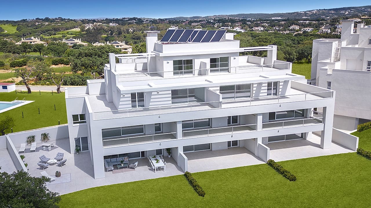 3 bedroom Apartment for sale in Sotogrande with pool - € 640,000 (Ref: 8155611)