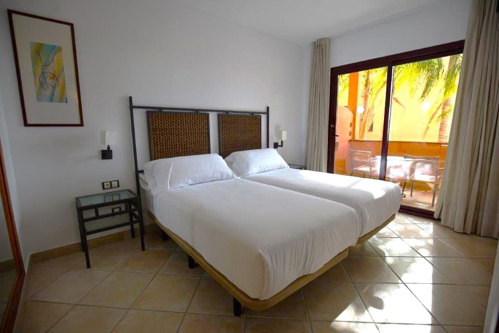 1 makuuhuone Huoneisto myytävänä paikassa Benahavis mukana uima-altaan - 119 500 € (Ref: 8159195)