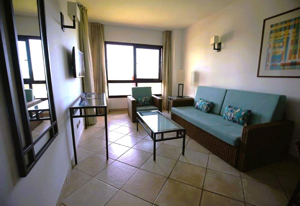 1 quarto Apartamento para venda em Benahavis com piscina - 119 500 € (Ref: 8159196)