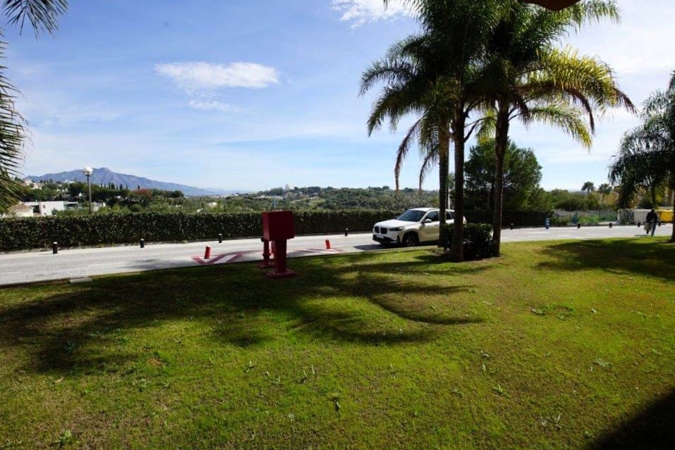 1 quarto Apartamento para venda em Benahavis com piscina - 119 500 € (Ref: 8159196)