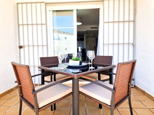 2 soveværelse Lejlighed til salg i Manilva Pueblo, Manilva med swimmingpool - € 170.000 (Ref: 8159197)