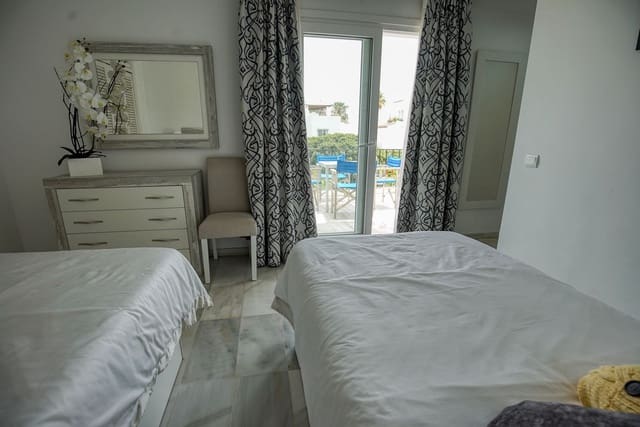 2 quarto Apartamento para venda em Estepona - 925 000 € (Ref: 8167820)