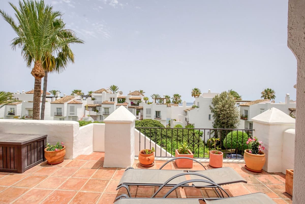 2 quarto Apartamento para venda em Estepona - 925 000 € (Ref: 8167820)