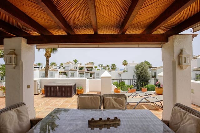 2 quarto Apartamento para venda em Estepona - 925 000 € (Ref: 8167820)
