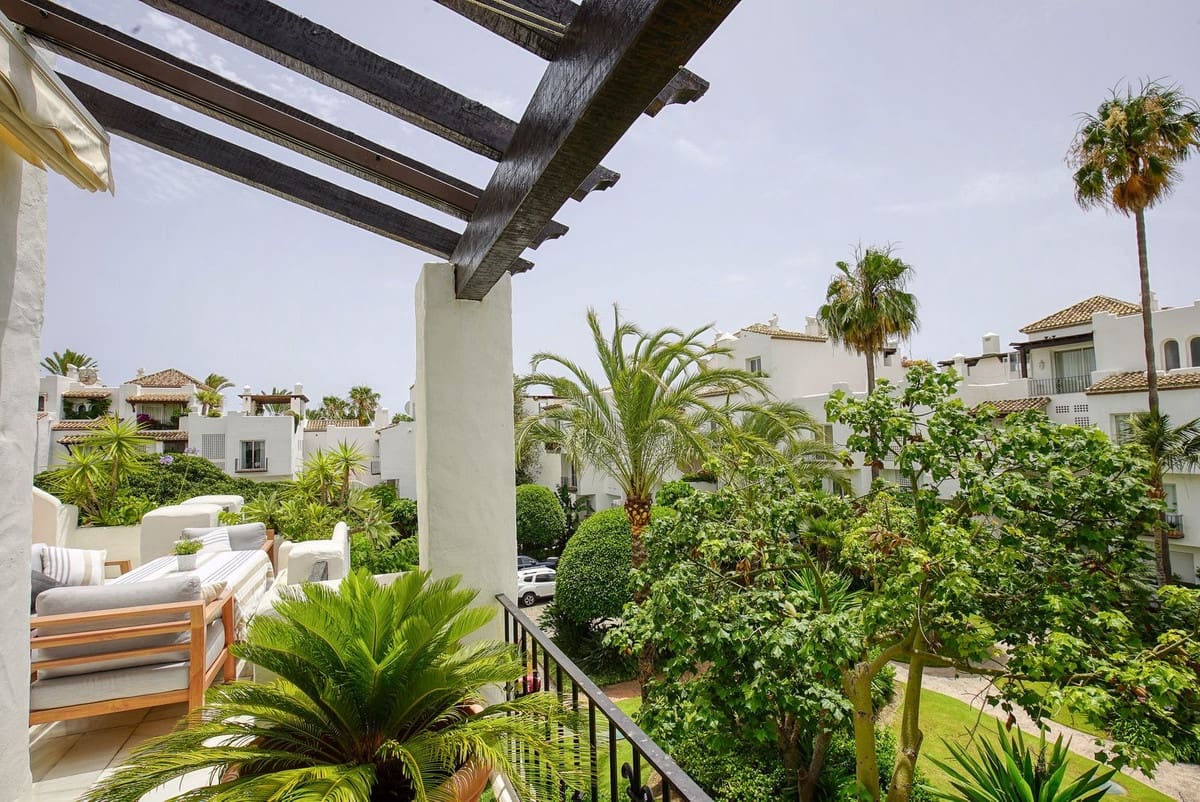 2 quarto Apartamento para venda em Estepona - 925 000 € (Ref: 8167820)