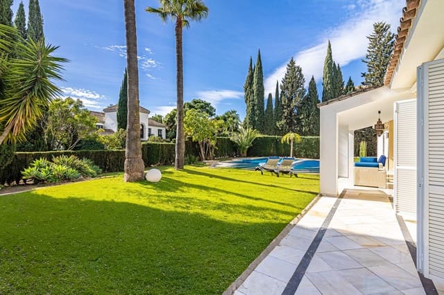 Chalet de 5 habitaciones en Sierra Blanca, Marbella en venta - 3.350.000 € (Ref: 8216944)