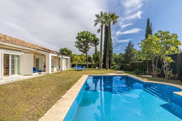 Chalet de 5 habitaciones en Sierra Blanca, Marbella en venta - 3.350.000 € (Ref: 8216944)