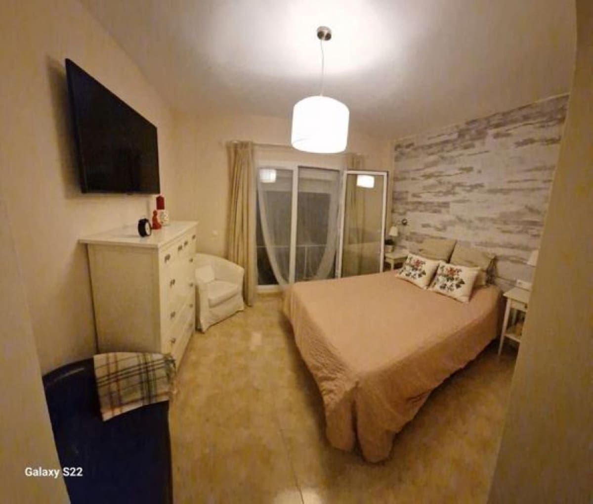 2 soverom Leilighet til salgs i La Linea de la Concepcion - € 235 000 (Ref: 8216967)