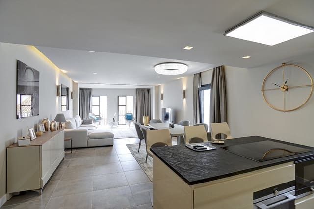 2 bedroom Apartment for sale in Puerto Banus, Marbella - € 830,000 (Ref: 8216976)