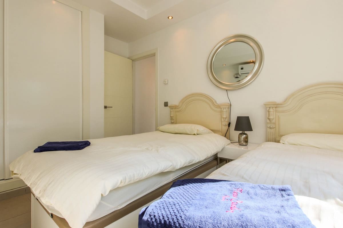 3 Zimmer Villa zu verkaufen in Estepona - 1.600.000 € (Ref: 8244488)