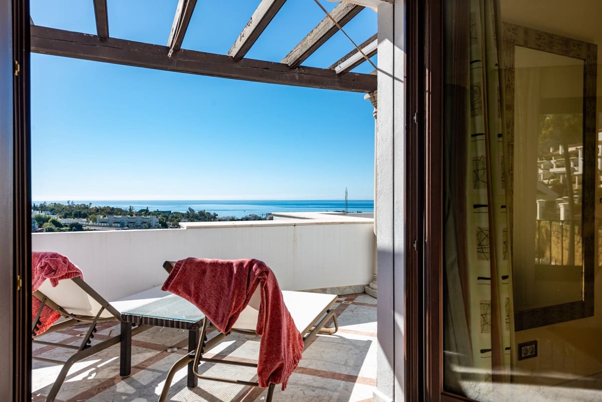 3 bedroom Apartment for sale in Golden Mile - € 1,250,000 (Ref: 8244560)