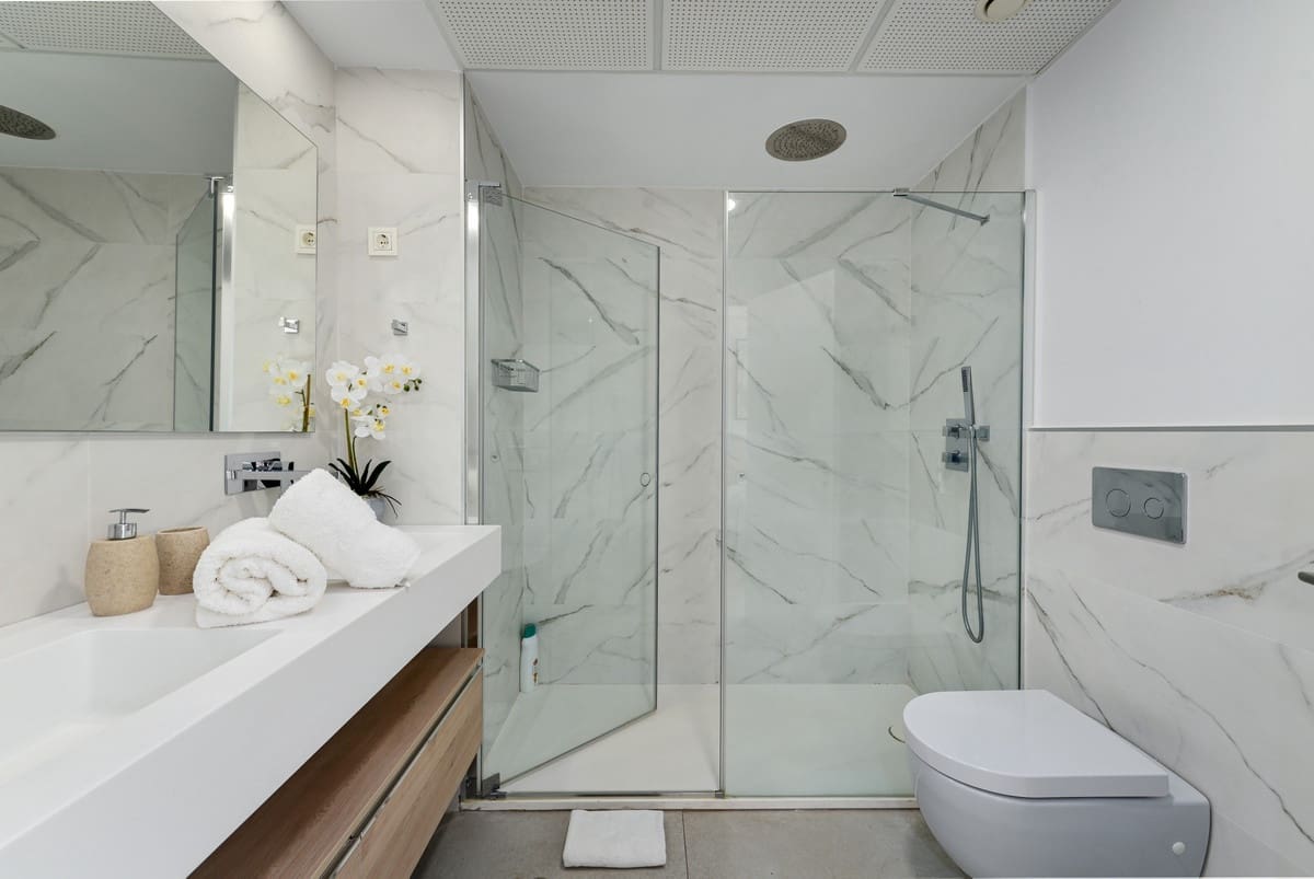 3 bedroom Apartment for sale in Marbella - € 675,000 (Ref: 8244562)