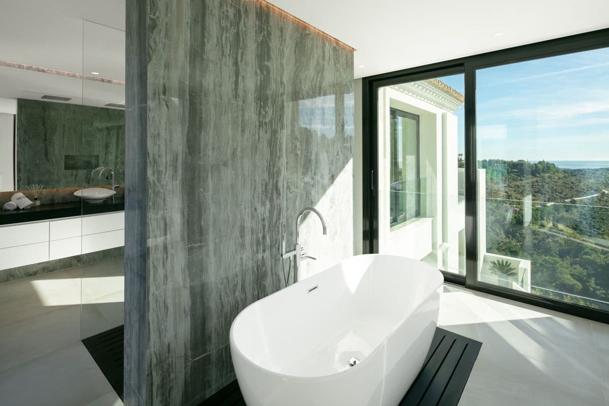 5 soveværelse Villa til salg i Benahavis med swimmingpool - € 5.995.000 (Ref: 8314978)