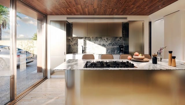 4 bedroom Villa for sale in New Golden Mile, Estepona with pool - € 1,550,000 (Ref: 8314979)