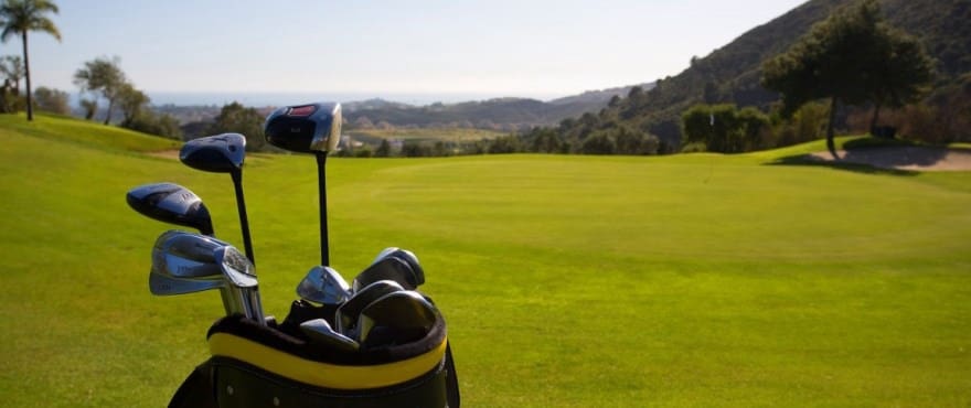 3 quarto Apartamento para venda em Benahavis com piscina - 700 000 € (Ref: 8337041)