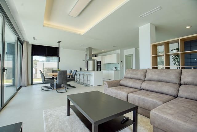 4 chambre Villa/Maison à vendre à La Duquesa / Puerto de la Duquesa, Manilva - 1 200 000 € (Ref: 8397791)