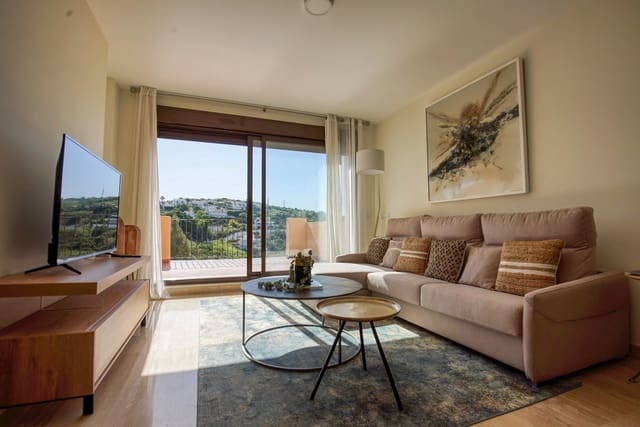 2 Zimmer Apartment zu verkaufen in Estepona mit Garage - 285.000 € (Ref: 8422616)