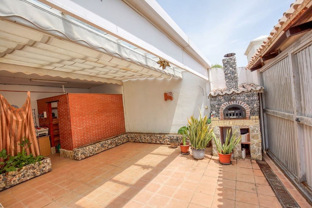 4 soverom Hus til salgs i Casares - € 585 000 (Ref: 8422618)