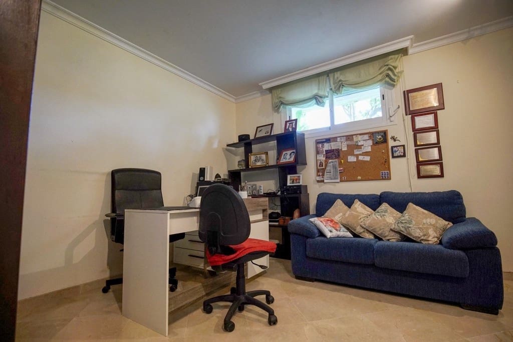 4 soverom Hus til salgs i Casares - € 585 000 (Ref: 8422618)