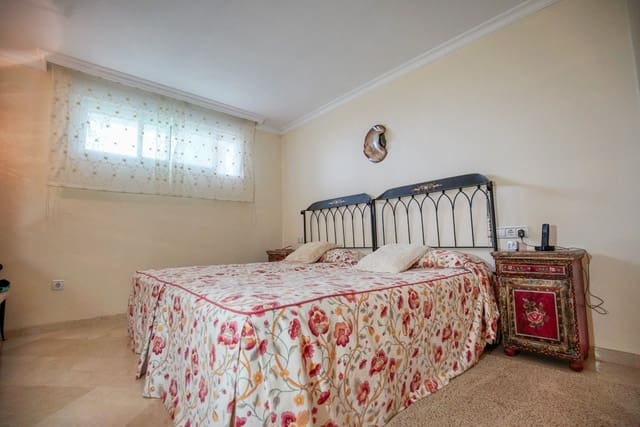 4 chambre Maison de Ville à vendre à Casares Pueblo, Casares - 585 000 € (Ref: 8422618)