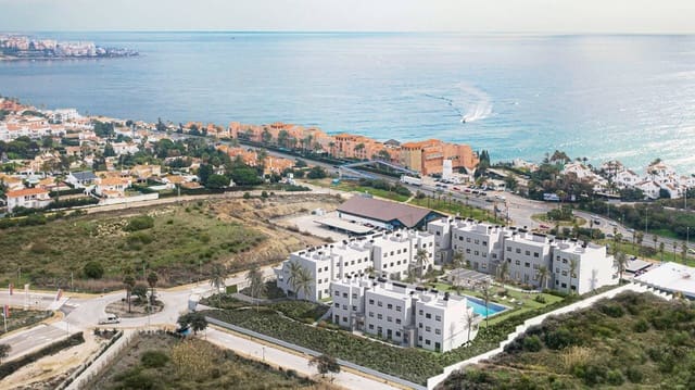 3 Zimmer Apartment zu verkaufen in Estepona mit Pool - 482.000 € (Ref: 8444906)