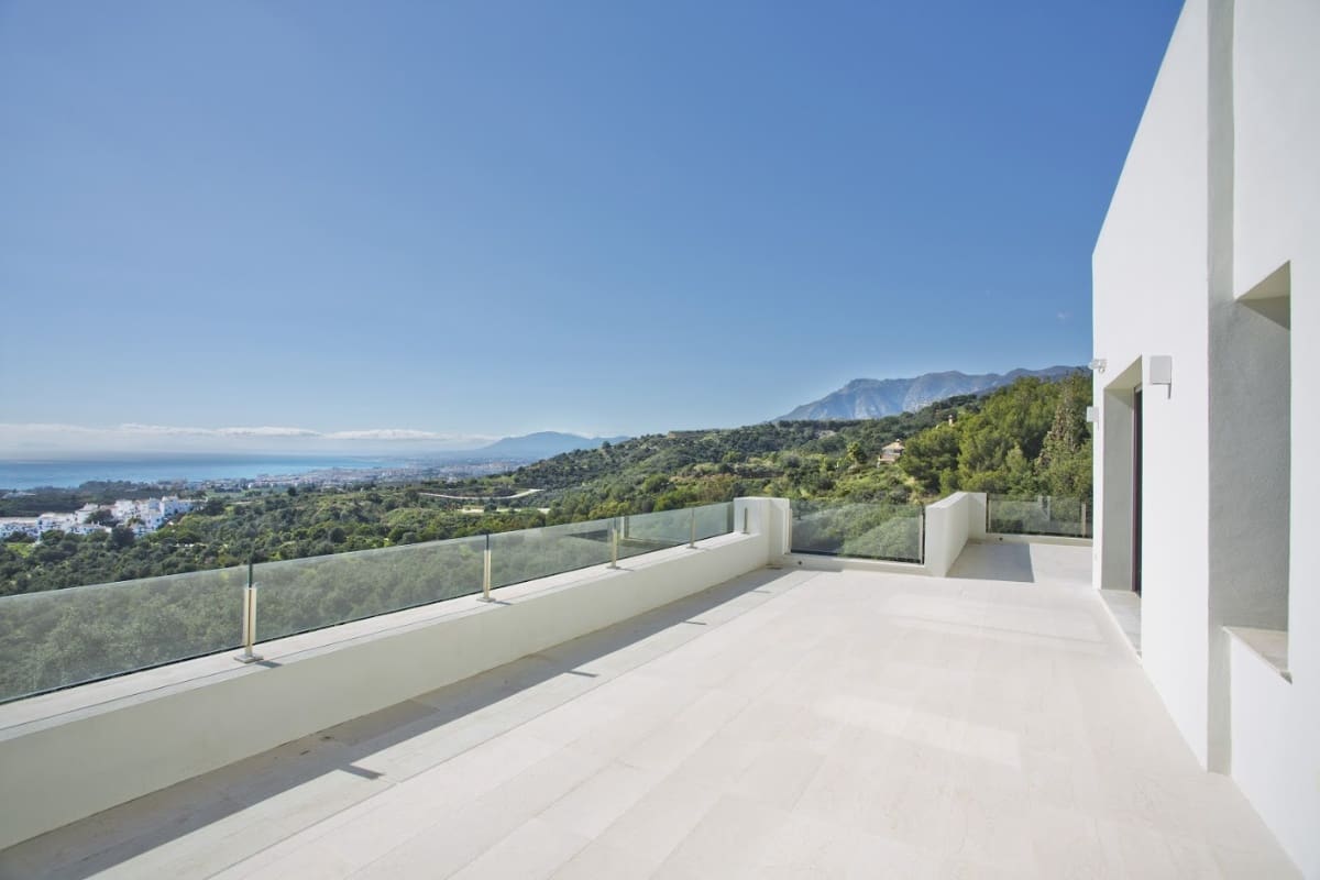 Chalet de 5 habitaciones en Marbella en venta con piscina - 3.450.000 € (Ref: 8467036)