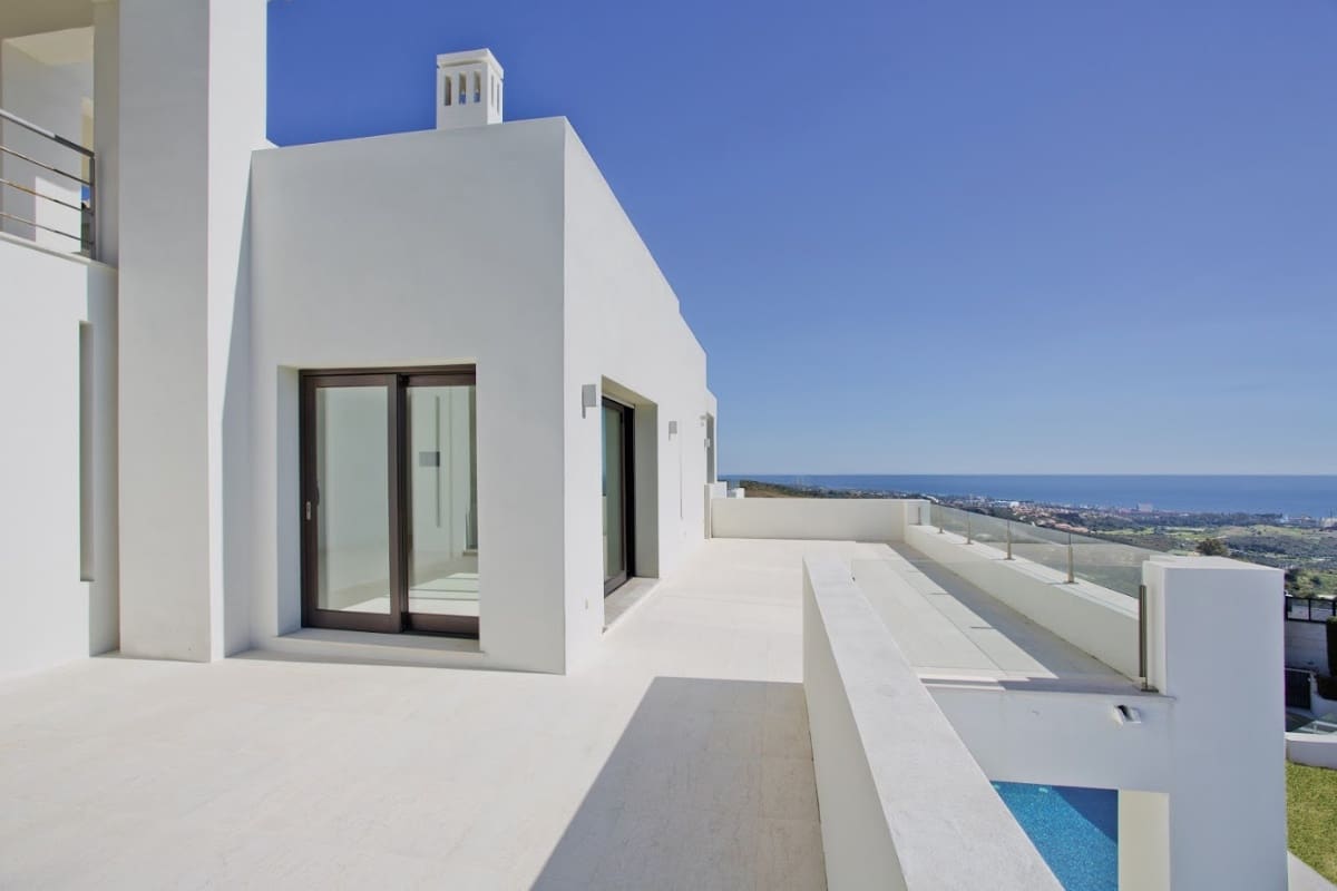 Chalet de 5 habitaciones en Marbella en venta con piscina - 3.450.000 € (Ref: 8467036)