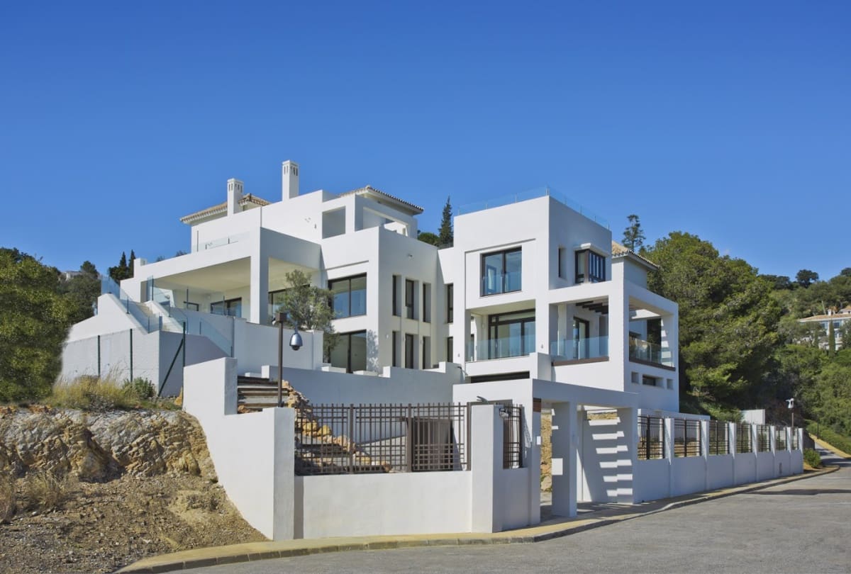 Chalet de 5 habitaciones en Marbella en venta con piscina - 3.450.000 € (Ref: 8467036)