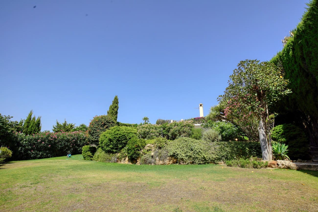 4 soverom Villa til salgs i Sotogrande med svømmebasseng - € 1 200 000 (Ref: 8473160)