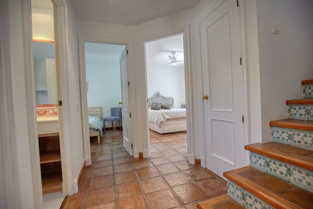 4 soveværelse Villa til salg i Sotogrande med garage - € 1.200.000 (Ref: 8473163)