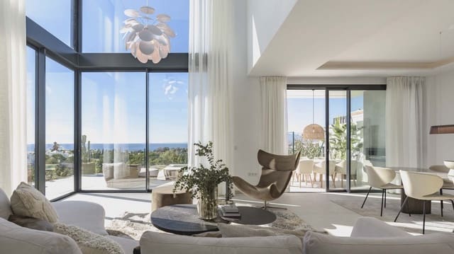 5 bedroom Villa for sale in Marbella with pool - € 1,960,000 (Ref: 8653428)