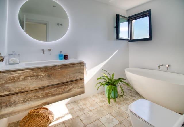 3 soverom Villa til salgs i Bahía Dorada, Estepona med svømmebasseng - € 1 350 000 (Ref: 8677298)